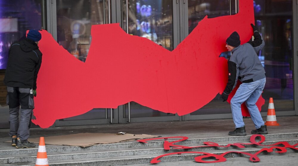 Na premijeri u Berlinu stajale prazne stolice 1