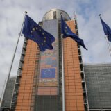 Počeo trilateralni sastanak u Briselu o zabrani upotrebe dinara na Kosovu 4