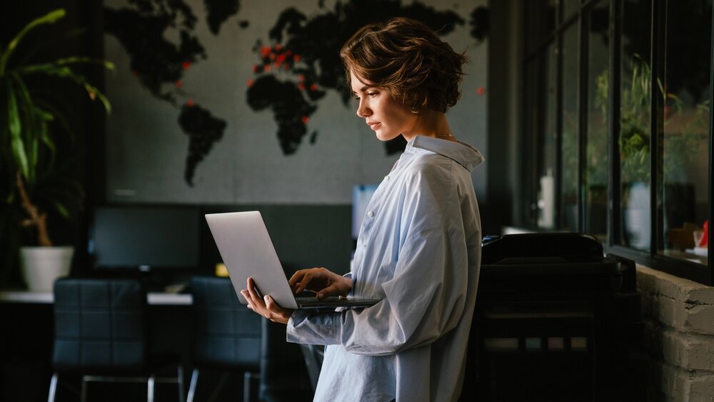 preduzetnik "Srbija i dalje tradicionalno društvo sa predrasudama u pogledu zanimanja": Raste broj preduzetnika u Srbiji, ali udeo žena se smanjuje 2