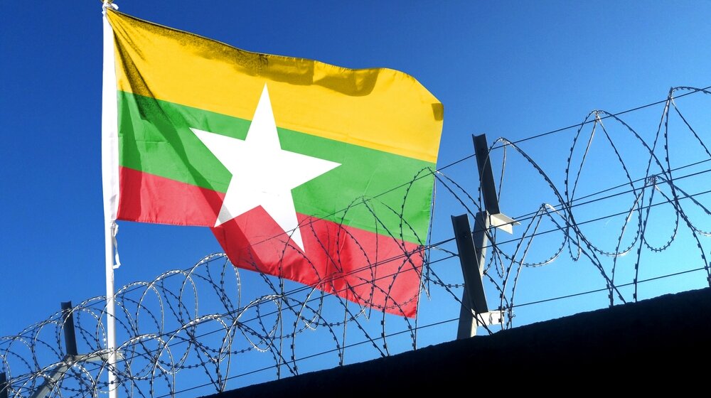 Pobunjenici u Mjanmaru tvrde da su zauzeli vojnu bazu i zarobili stotine vojnika 10