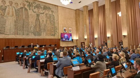 Poslanici SPN prihvatili mandate, ali bojkotovali konstitutivnu sednicu Skupštine Vojvodine (FOTO) 9