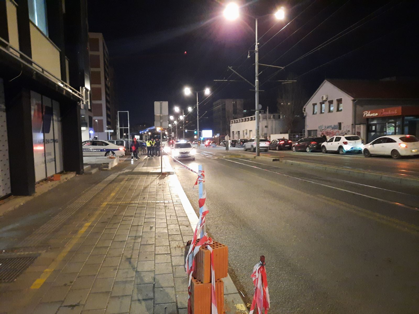 Udes u Ulici vojvode Stepe, motociklista teže povređen (FOTO) 3 Udes u Ulici vojvode Stepe, motociklista teže povređen (FOTO) 3