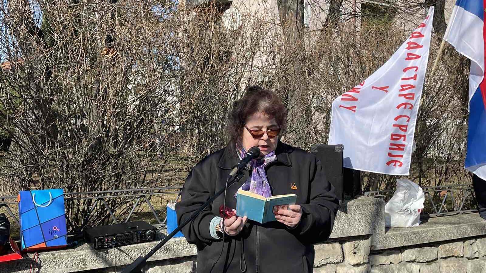 Održan skup “Sloboda od straha”: Srbi raseljeni sa KiM predali pismo Ambasadi SAD (FOTO) 3