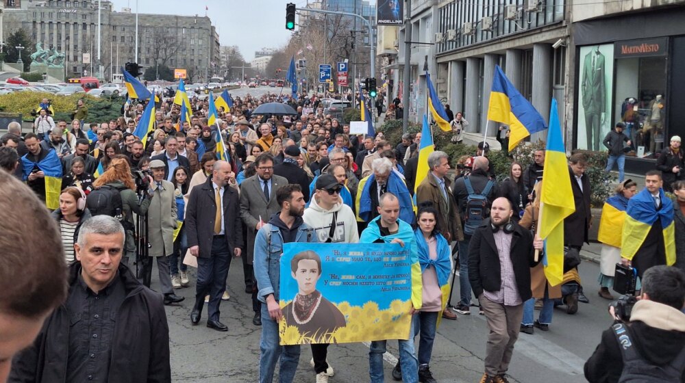 AFP o maršu za Ukrajinu u Beogradu: "Živimo u sredini u kojoj nije uvek lako izraziti tugu zbog onoga što se dešava" 1