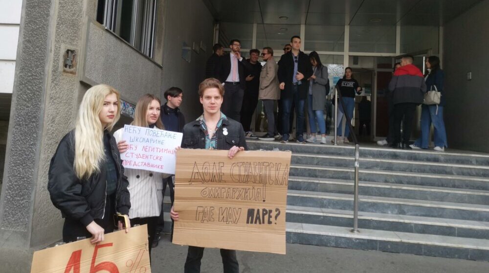 "Mi ovde nemamo nikakve uslove": Studenti FPN protestovali zbog povećanja školarine 1