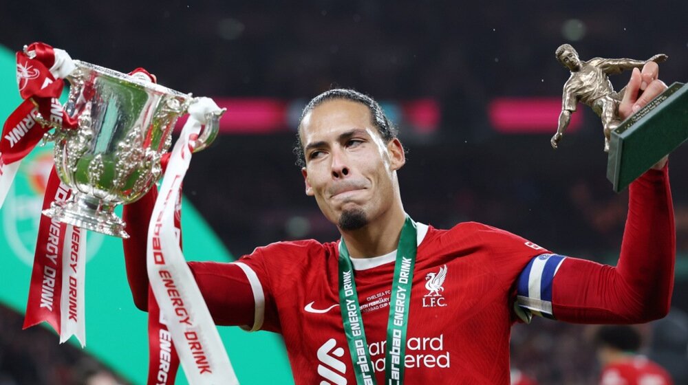 Van Dajk savladao Petrovića u finalu Kupa ligaša protiv Čelsija: Liverpulu prvi trofej u Engleskoj ove sezone 1