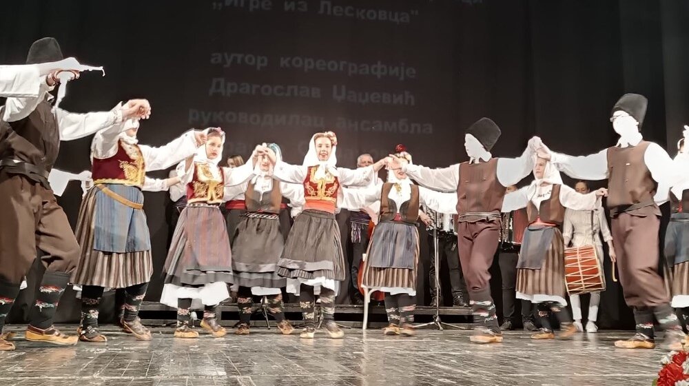 Održan tradicionalni godišnji koncert Gradskog folklornog ansambla "ZO-RA" iz Zaječara 1