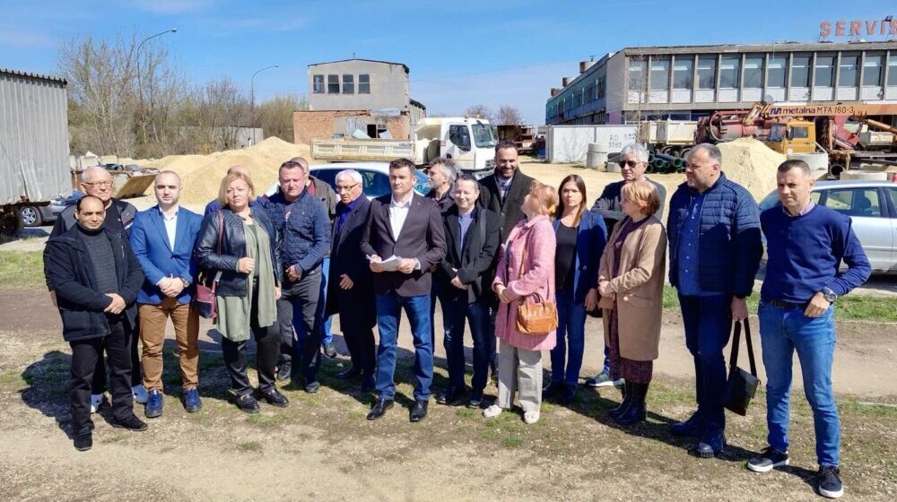 "Pljačka više od 2,5 miliona evra, grad plaća za svoje zemljište": Opozicija Kragujevca o slučaju „Servis” 1