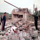 "Srbi su odlazili zbog osvete Albanaca, pa zbog loše politike Beograda": Sagovornici Danasa o iseljavanju i egzodusu Srba sa Kosova nakon NATO bombardovanja 11