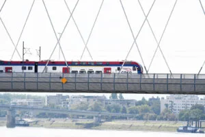Mađarski ministar: Za skidanje oznake tajnosti sa projekta pruge Beograd - Budimpešta potrebna saglasnost Kine 4