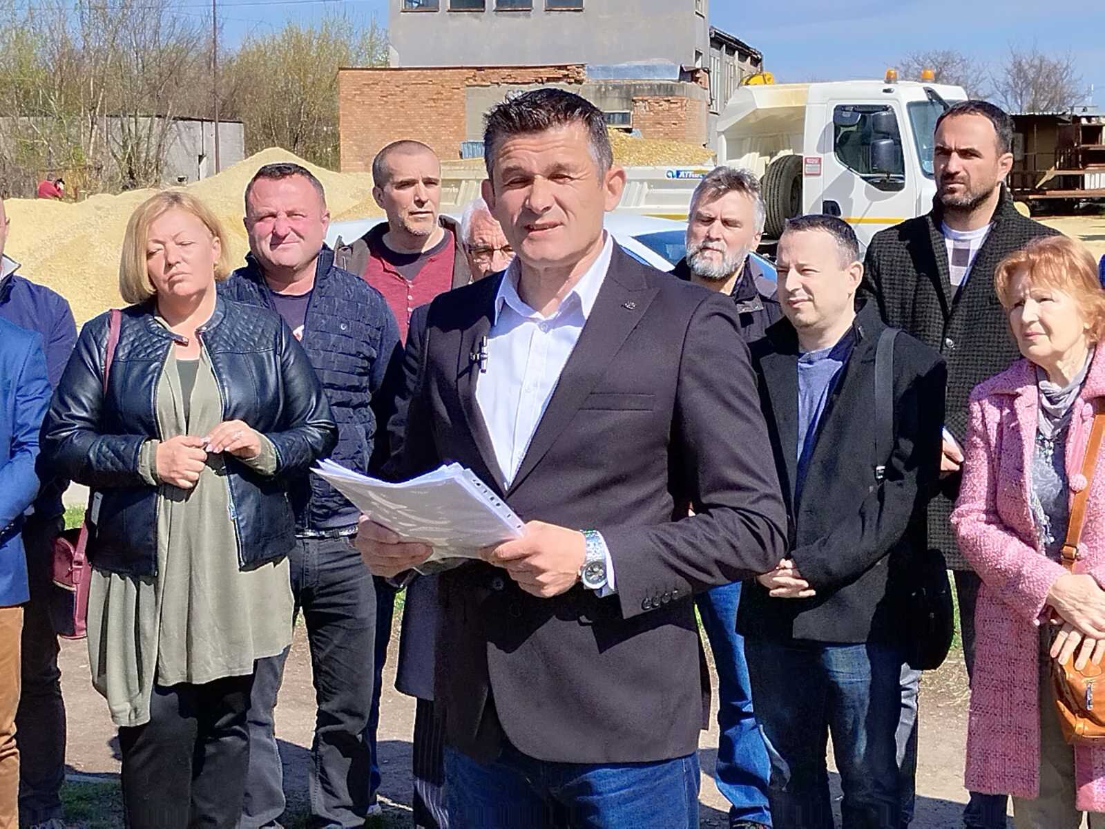 "Pljačka više od 2,5 miliona evra, grad plaća za svoje zemljište": Opozicija Kragujevca o slučaju „Servis” 2