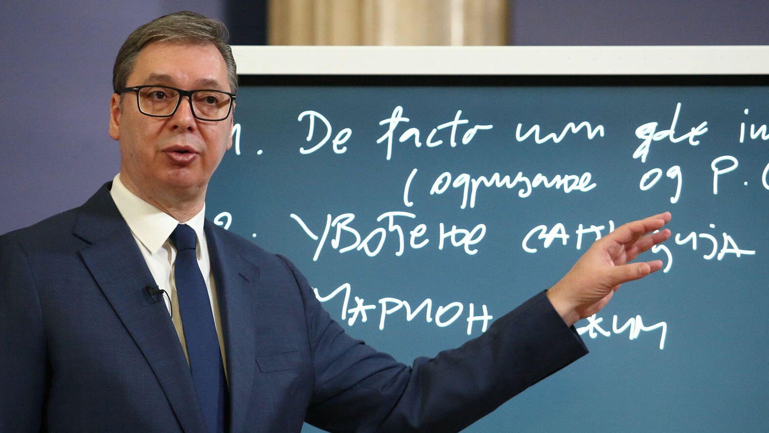 Umesto gradskih, Vučić nameće nacionalne teme u Beogradu, a šta će opozicija? 2