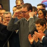Lista naprednjaka "Aleksandar Vučić - Beograd sutra" kao najava „besplatno pivo sutra“ 1