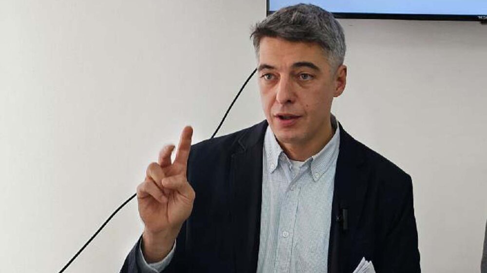 Đorđe Miketić isključen je sinoć iz stranke Zajedno, zbog odluke da će učestvovati na beogradskim izborima 1