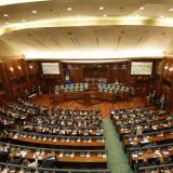 Dojče vele o Kosovu: Parlamentarna telenovela u Hičkokovom stilu 7