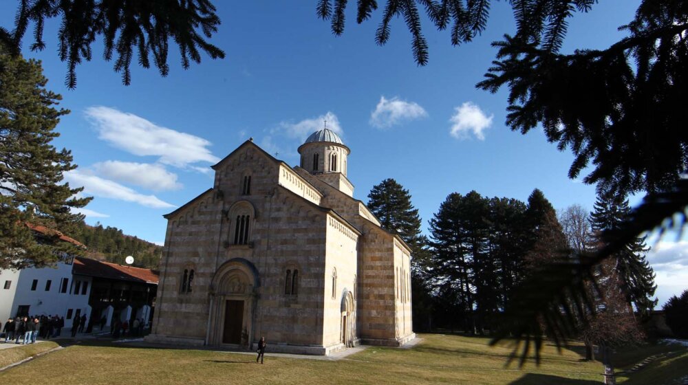 Šefovi diplomatskih misija zemalja Kvinte pozdravili odluku Prištine o manastiru Dečani 1