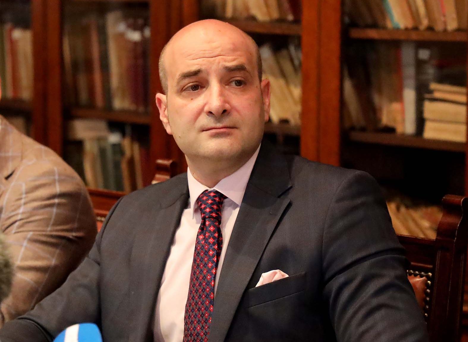 Vučić tvrdi da "ni dinara nije uzeo" u slučaju Generalštab, što ne znači da nema krivičnog dela 2 Vučić tvrdi da "ni dinara nije uzeo" u slučaju Generalštab, što ne znači da nema krivičnog dela 2