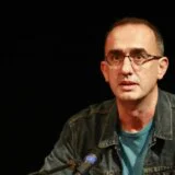 Međunarodni PEN centar: Srpske vlasti da poštuju pravo na slobodu izražavanja i hitno obezbede zaštitu Dinka Gruhonjića 8