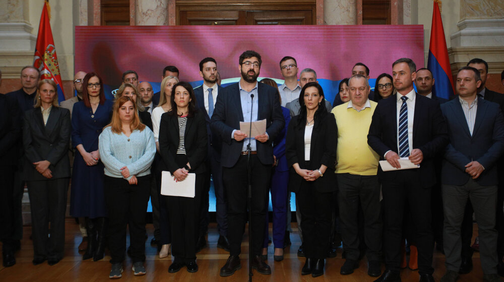 Nova: Opozicija poslala Brnabić predlog za izmenu ustava: Lokalni i beogradski izbori da se održe na jesen 10
