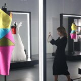 Fondacija "Angelina" donirala 52 maturske haljine u humanitarne svrhe 8