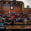 UŽIVO: Uskoro sednica Skupštine o novoj vladi, stižu kandidati za ministre 13