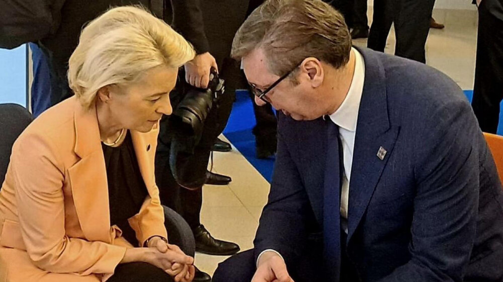 "Lepo je sresti iskrenog prijatelja": Vučić sa fon der Lajen u Davosu 1