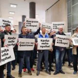 Opozicijo, otrezni se, (pre)kasno je za ujedinjenja, jednu listu, Bodirogu... 4