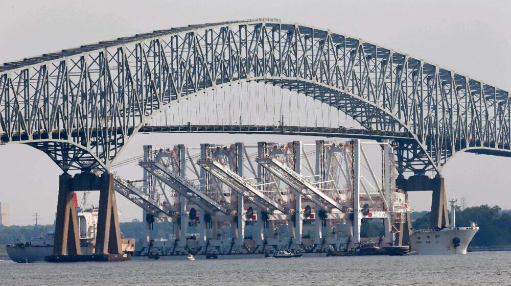 Nakon urušavanja mosta u Baltimoru: Nađena tela dvojice radnika sa broda, bila zarobljena u crvenom kamionetu u reci Patapsko 7