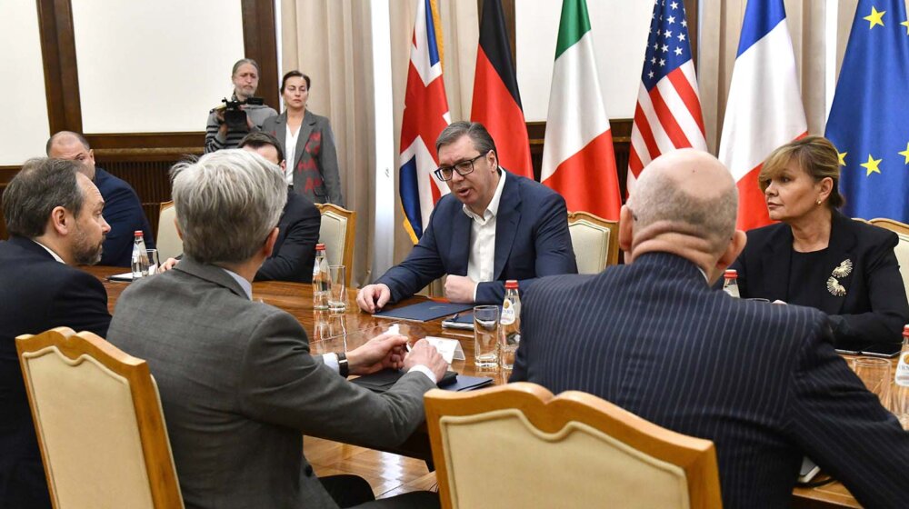 Vučić: Dug i otvoren razgovor sa predstavnicima Kvinte i EU 1