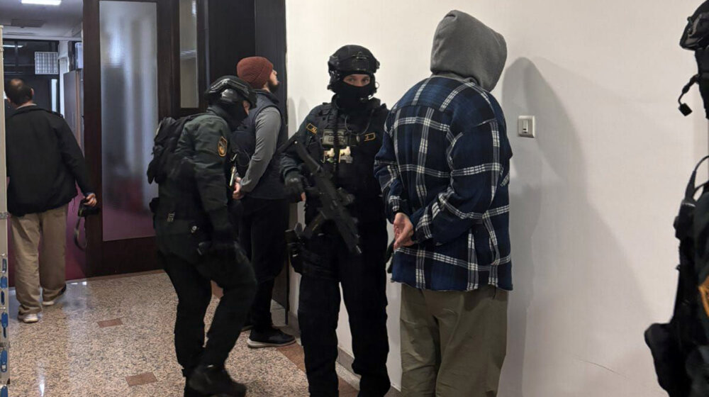 MUP Srbije saopštio: Federalna uprava policije BiH uhapsila tri osobe zbog tvrdnji da imaju saznanja o nestanku devojčice 1