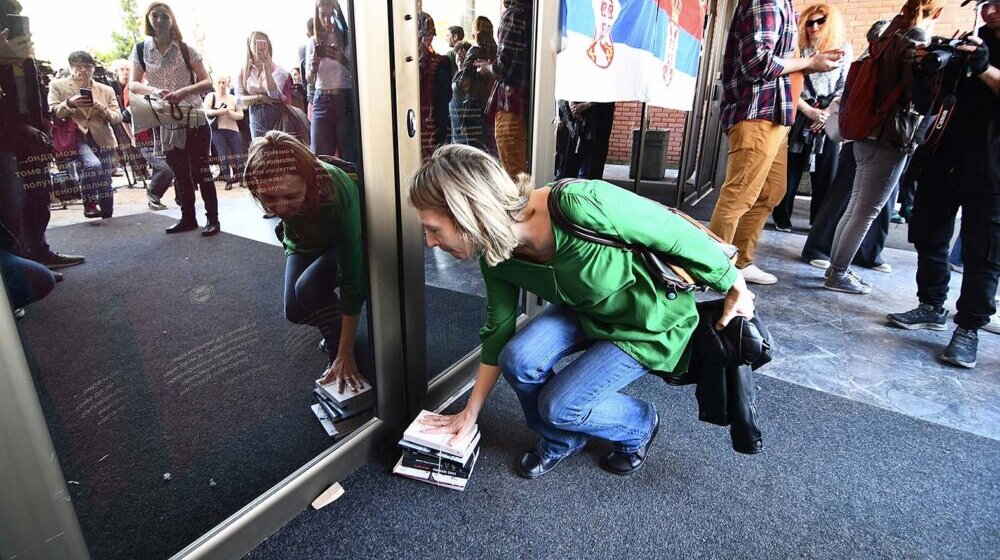 Prorektorka Univerziteta u Novom Sadu podnela ostavku zbog izostanka podrške Rektorata prilikom blokade Filozofskog fakulteta 1
