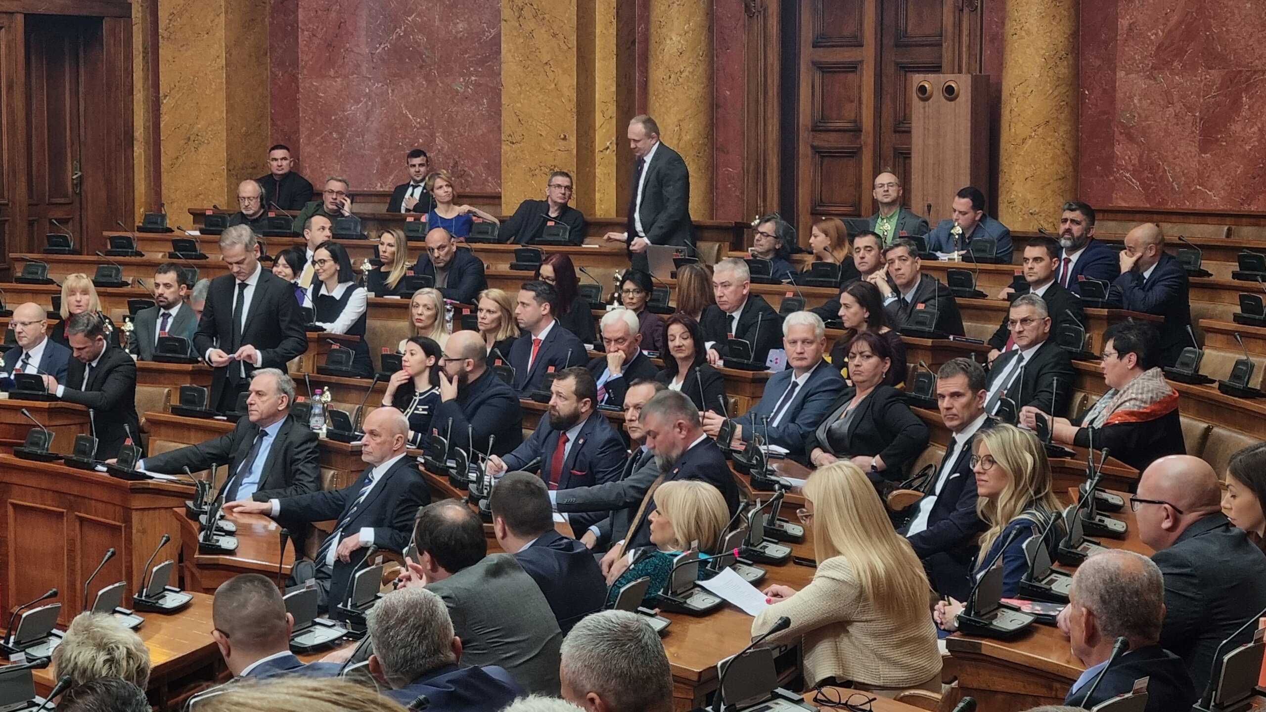 INTERVJU Natalija Stojmenović: Kad god vlast pitate za odgovornost dobijete fantoma, Vučić kalkuliše krizom u koju nas je doveo 2 INTERVJU Natalija Stojmenović: Kad god vlast pitate za odgovornost dobijete fantoma, Vučić kalkuliše krizom u koju nas je doveo 2