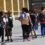 "Ugled škole čine rezultati, a ne estetika": Da li su nam potrebni uniforme, školski grbovi i himne? 7