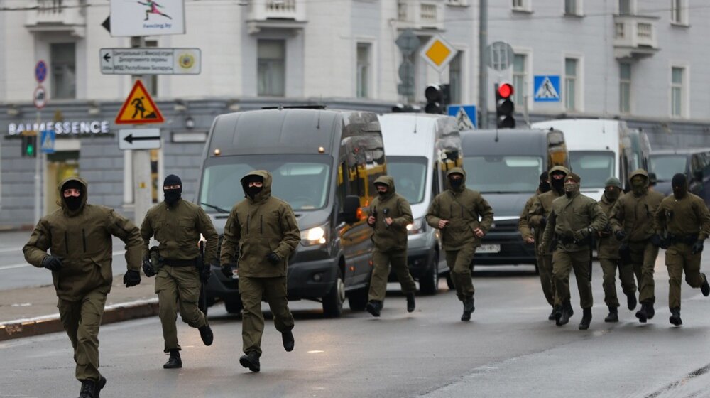 Aktivista u Belorusiji osuđen na uslovno tri godine zatvora zbog uvrede Lukašenka 1