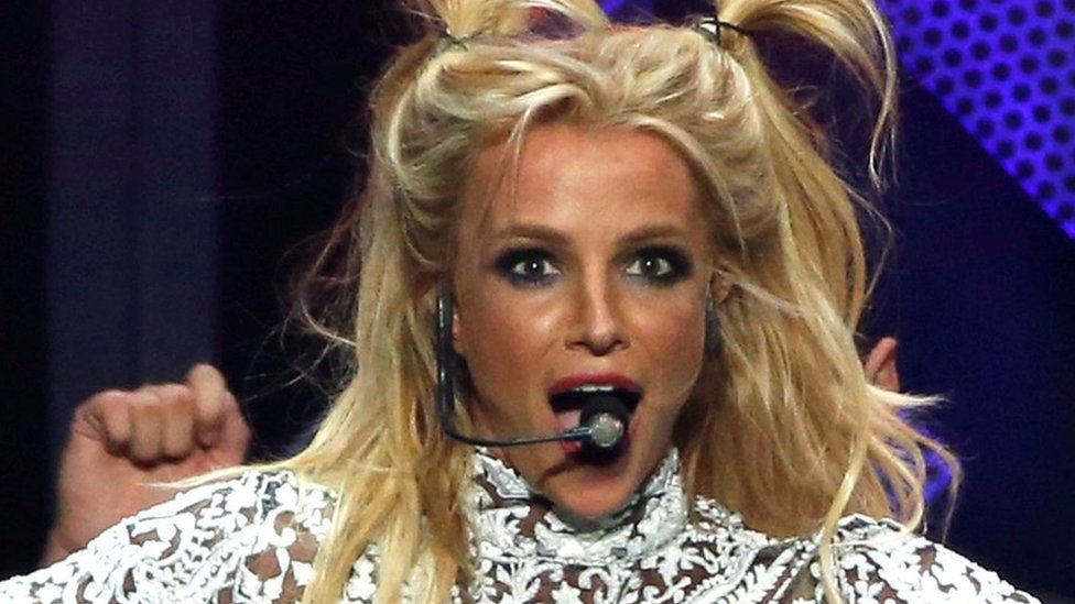 Popularna kultura i večita mladost: Zašto starimo kao tinejdžeri 3 Britney Spears