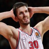 Svetislav Pešić može da odahne, Filip Petrušev nije teže povređen 3