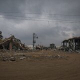 Ministarstvo zdravlja: U izraelskim napadima tokom noći u Gazi ubijeno 65 osoba, od početka rata gotovo 32.000 5