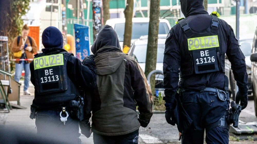 Nova hapšenja u Berlinu: Policija traga za još dvoje pripadnika frakcije Crvene armije 1