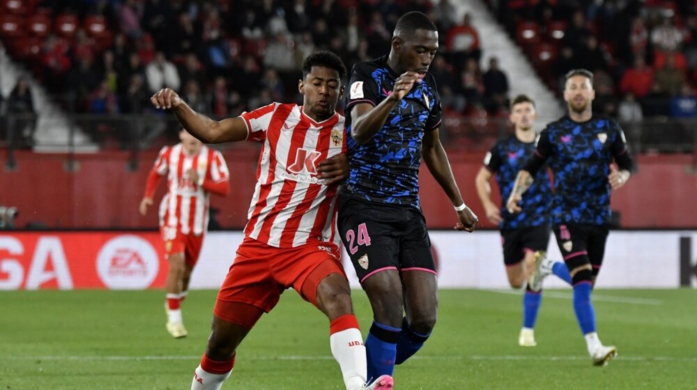 Prvenac Marka Milovanovića u Primeri za bod negativnog rekordera Almerije protiv Sevilje (VIDEO) 1