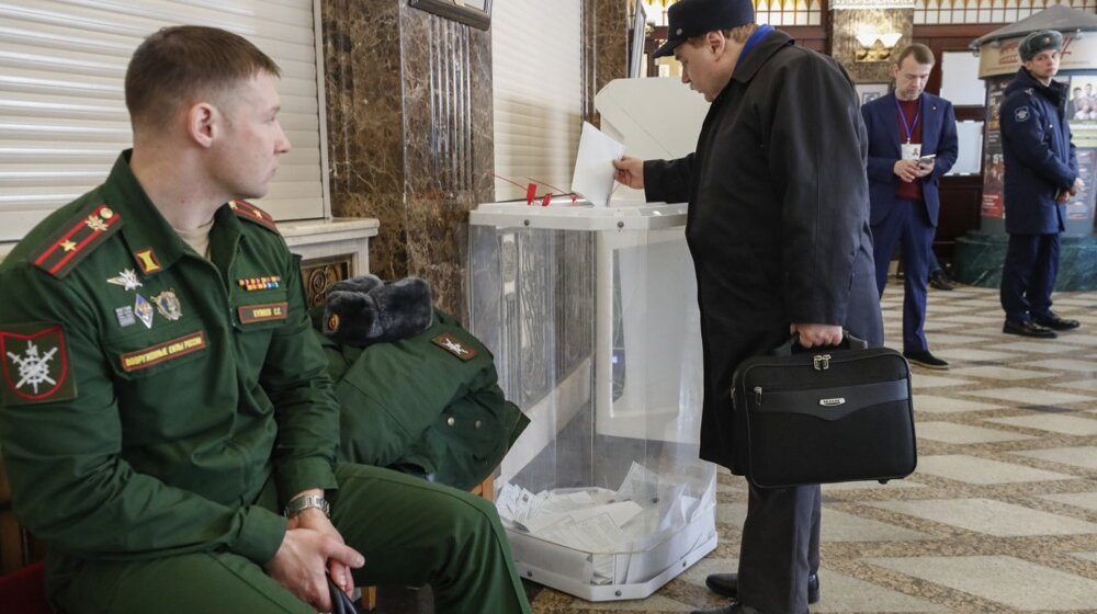 "Zauvek rat, više represije, Putin doživotno": Dopisnici iz Moskve u analizi za Gardijan o "sumornim izgredima" Rusije nakon predsedničkih izbora 1