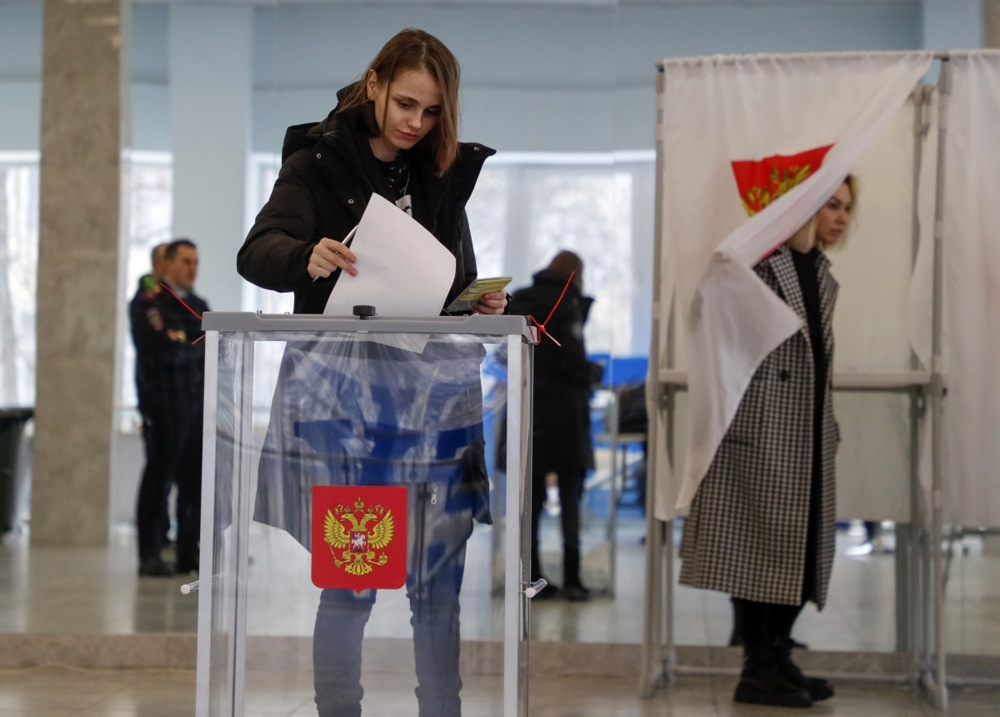 Kako su predsednički izbori u Rusiji izgledali kroz objektiv fotoaparata? (FOTO) 5
