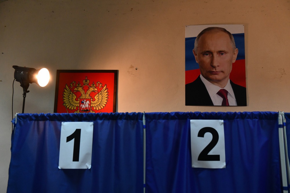 Kako su predsednički izbori u Rusiji izgledali kroz objektiv fotoaparata? (FOTO) 3