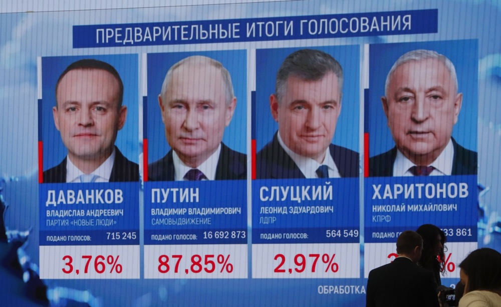 Kako su predsednički izbori u Rusiji izgledali kroz objektiv fotoaparata? (FOTO) 9