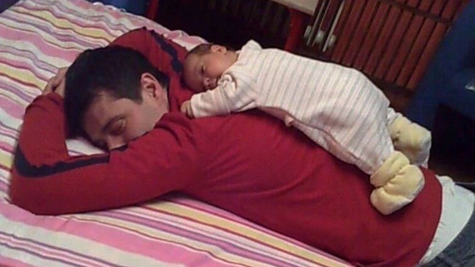 Tragedija u Beogradu: Tate i ćerke iz „Ribnikara", od najveće ljubavi do nesagledive tuge 9 Tata kao siguran oslonac - Dragan i Ema Kobiljski