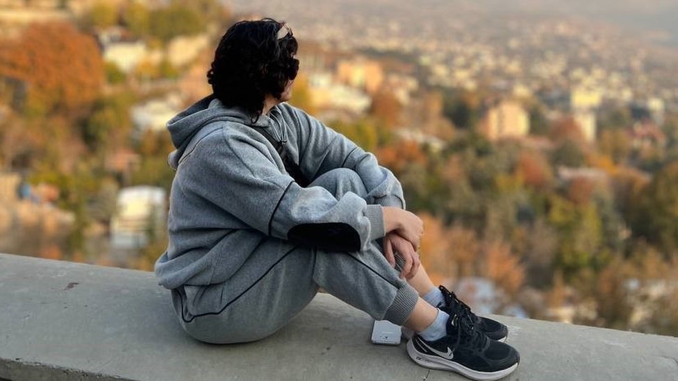 Iranke rizikuju zatvor svakodnevnim činovima otpora 2 Azad