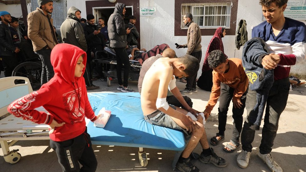 Palestincima se ukazuje medicinska pomoć