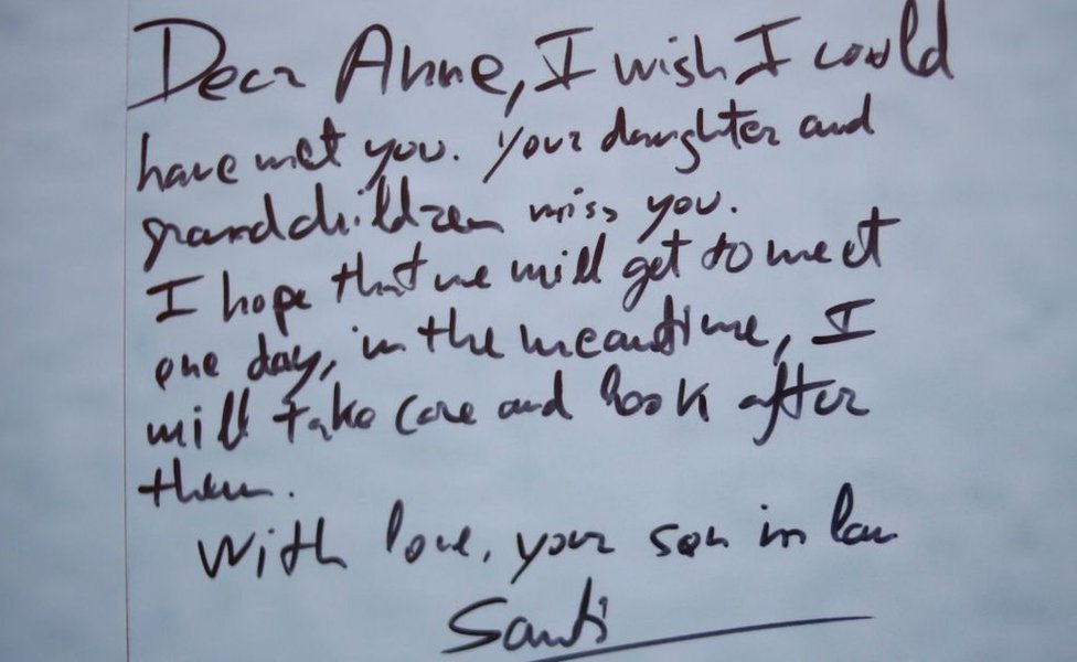Let MH370: Misterija pada malezijskog aviona koja 10 godina progađa porodice poginulih 4 A message from Grace Nathan's husband to his mother-in-law who was on MH370 the day it disappeared