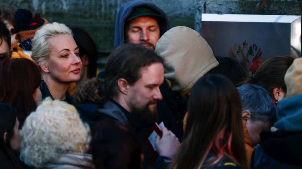 Julija Navaljna je čekala nekoliko sati u redu ispred ambasade u Berlinu da bi glasala