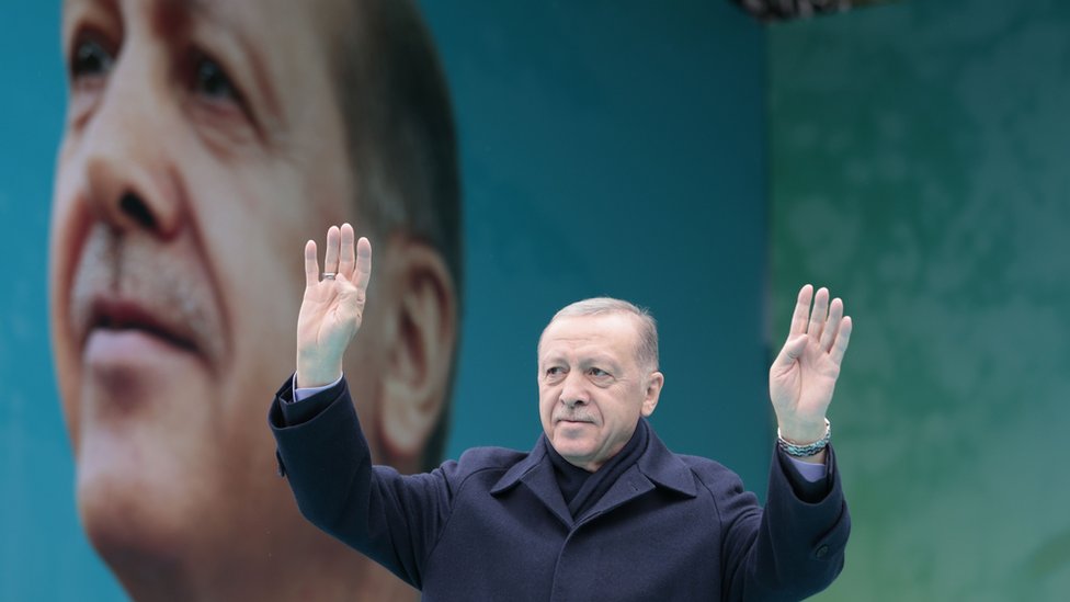 Izbori u Turskoj: Zašto je bitka za Istanbul bitka za celu zemlju 5 Turkish President Recep Tayyip Erdogan gestures as he attends an AK Party election campaign rally in Ankara, Turkey, 23 March 2024. The local elections in Turkey are scheduled for 31 March 2024. Turkish President Erdogan attends election rally in Ankara, Turkey - 23 Mar 2024