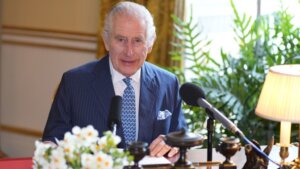 Kraljevska porodica: „Tužan sam što ne prisustvujem proslavljanju Velikog četvrtka“, kaže kralj Čarls Treći
